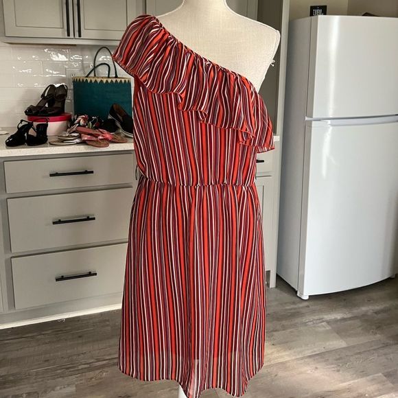Bisou Bisou One Shoulder Striped Dress Fully Lined Ruffled Bodice Size 10 - Picture 3 of 9